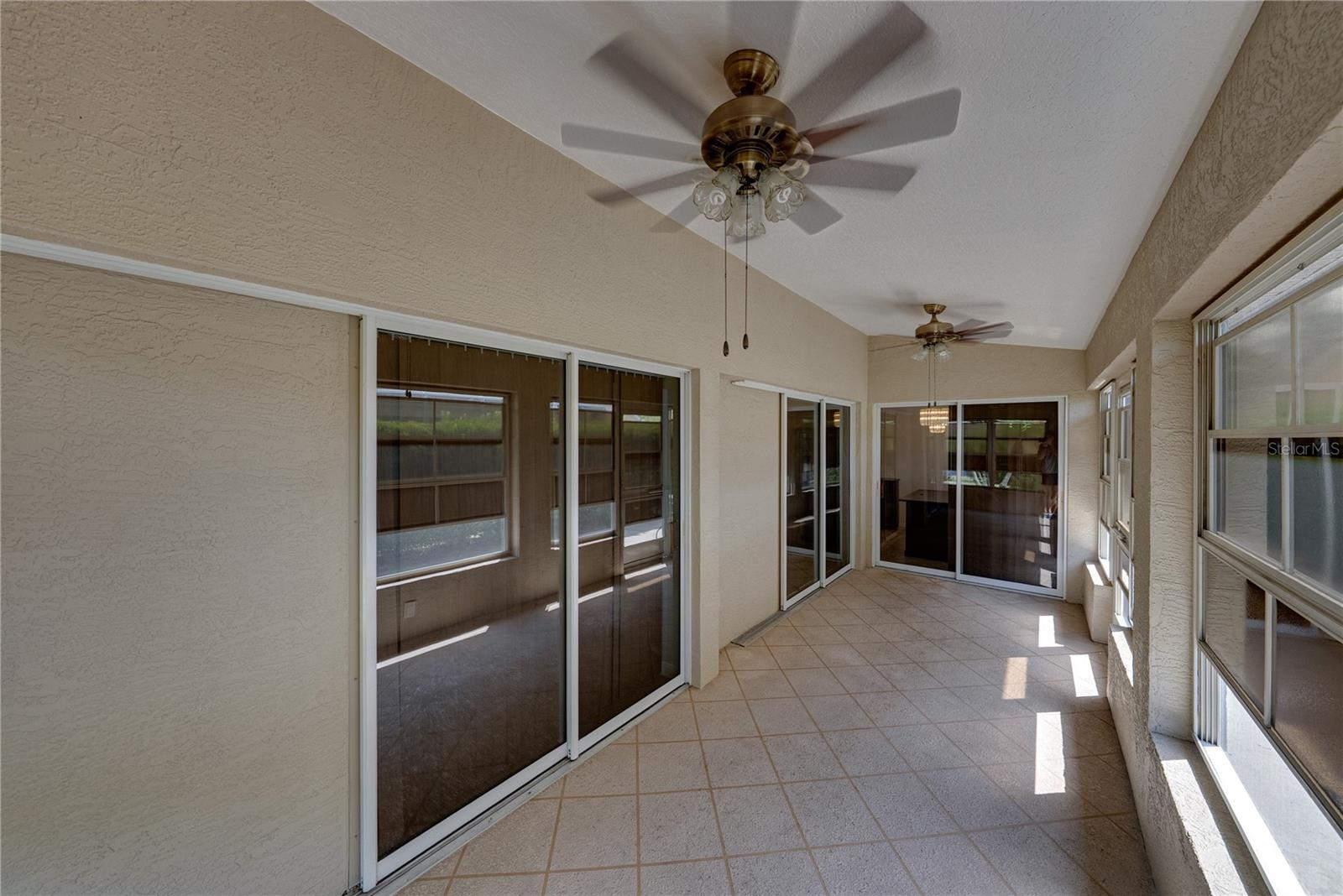 SILVER OAKS PH 01 - Residential