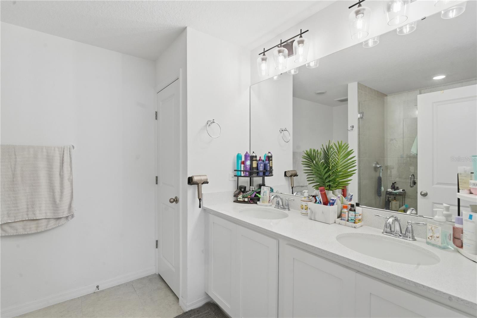 FESTIVAL PH 5 - Residential