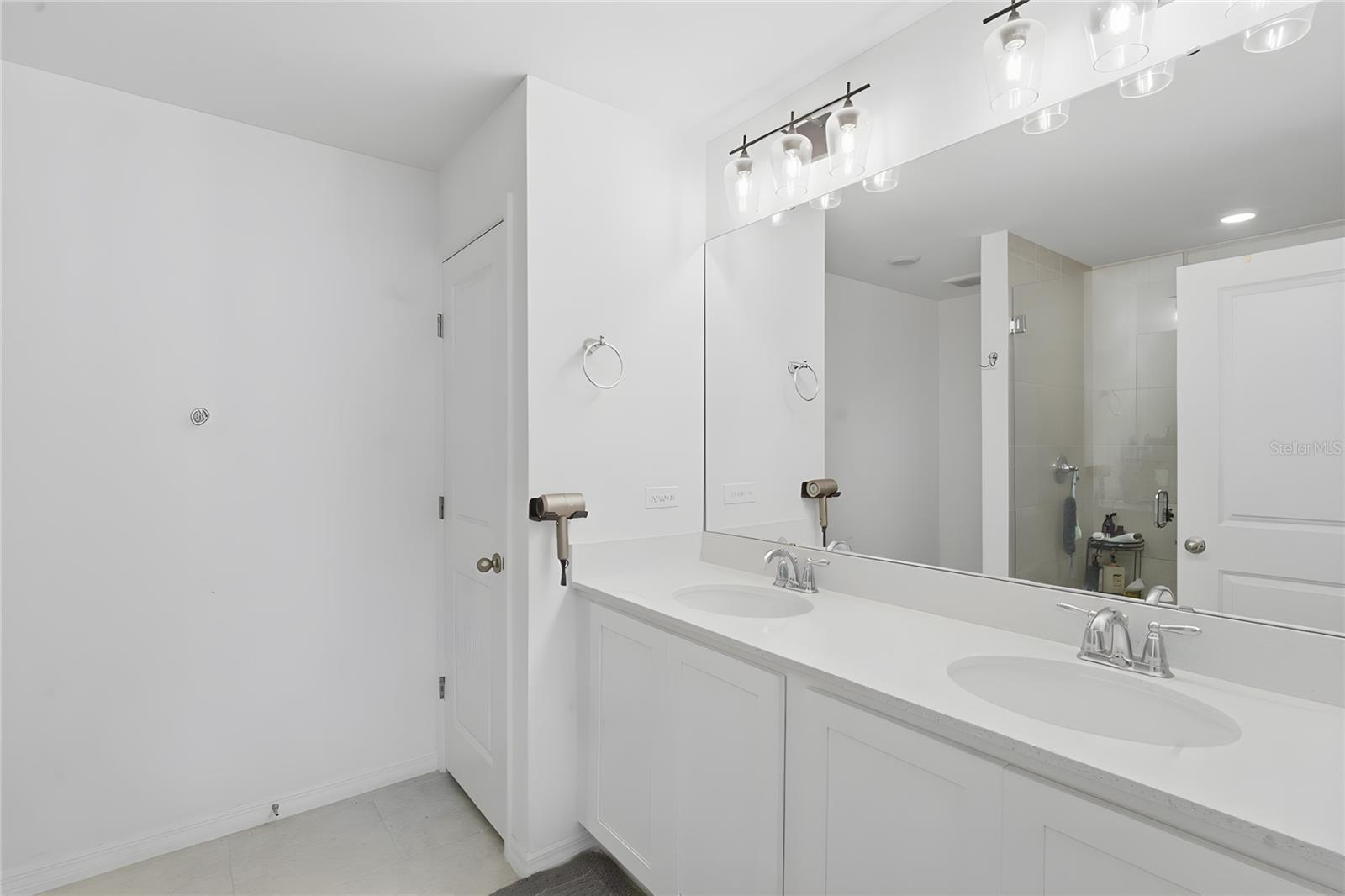 FESTIVAL PH 5 - Residential