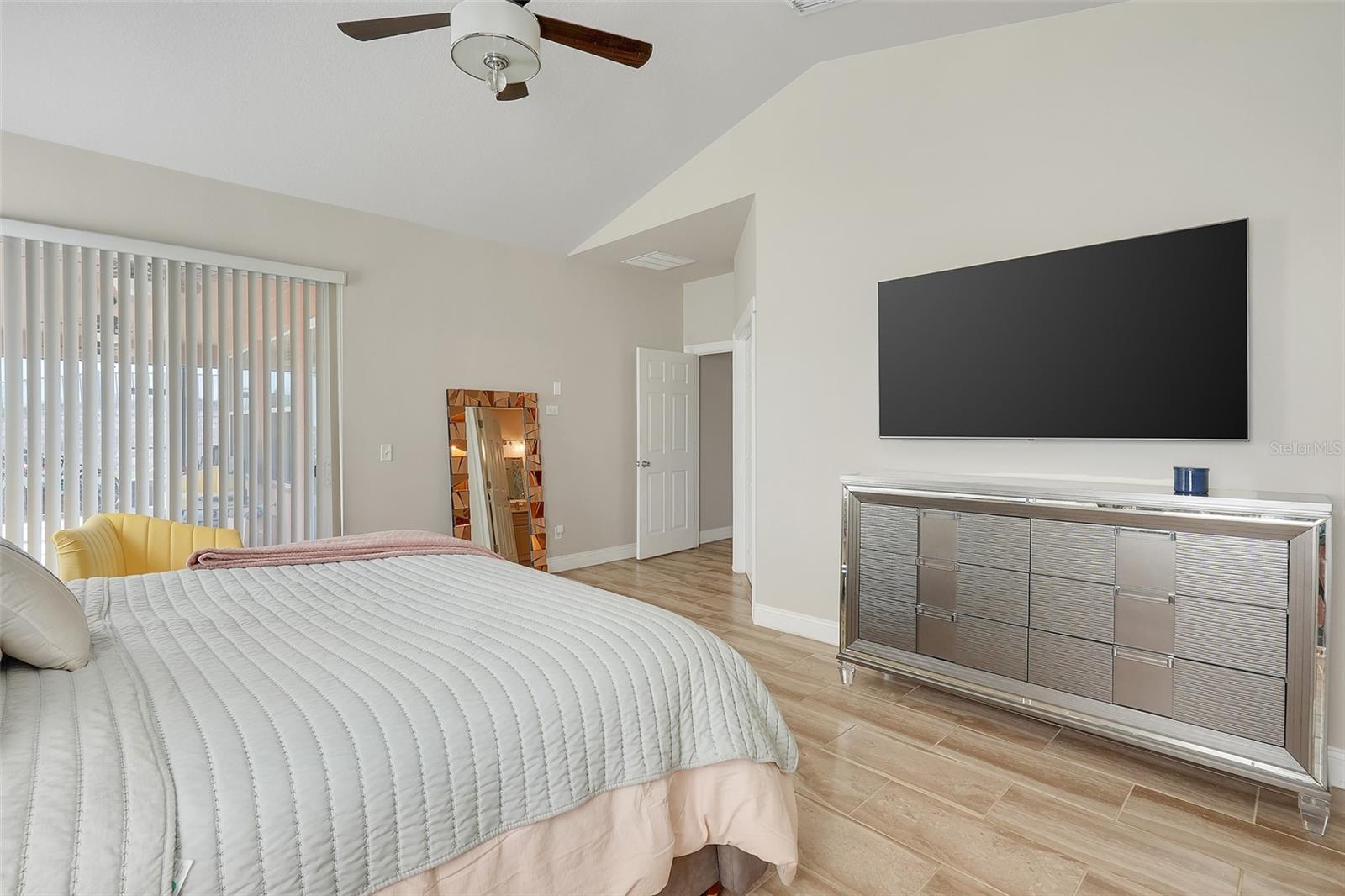 OVERLOOK AT LAKE LOUISA PH 02 - Residential