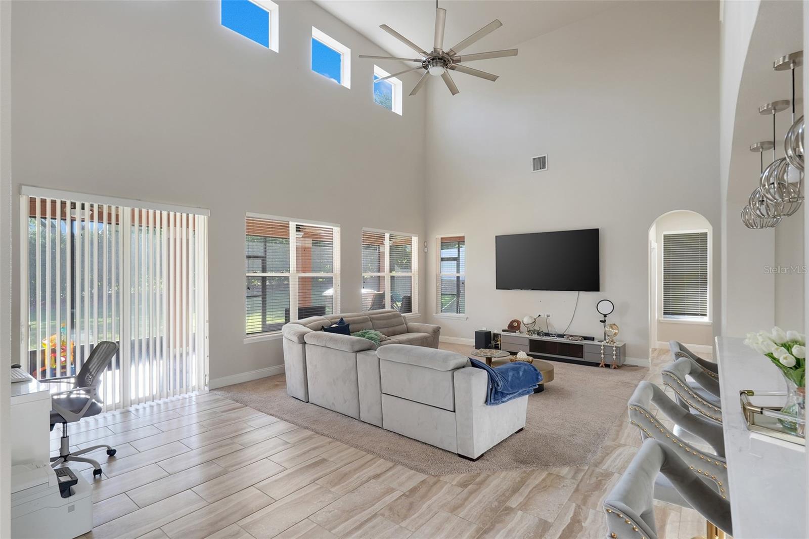 OVERLOOK AT LAKE LOUISA PH 02 - Residential