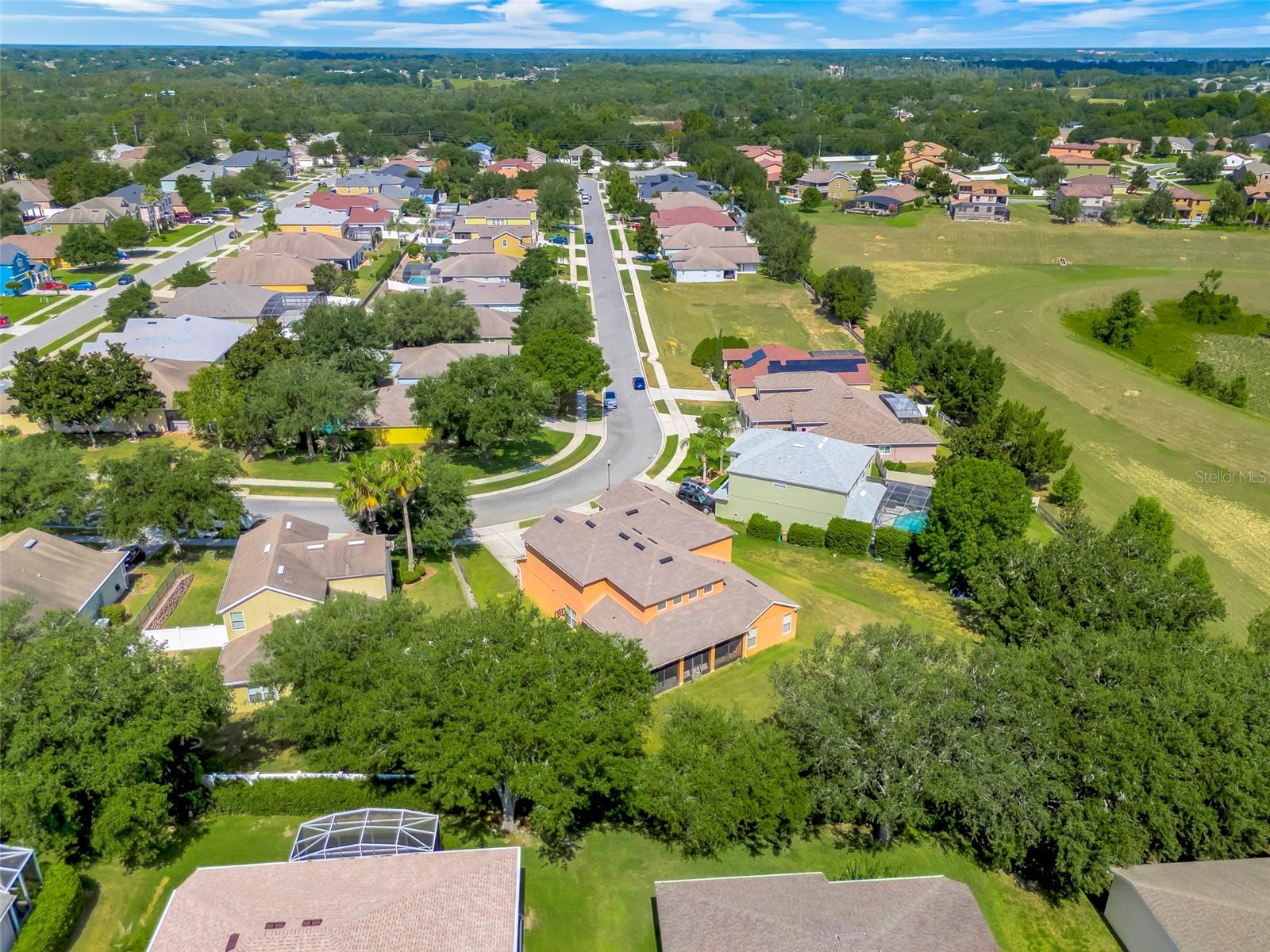 OVERLOOK AT LAKE LOUISA PH 02 - Residential