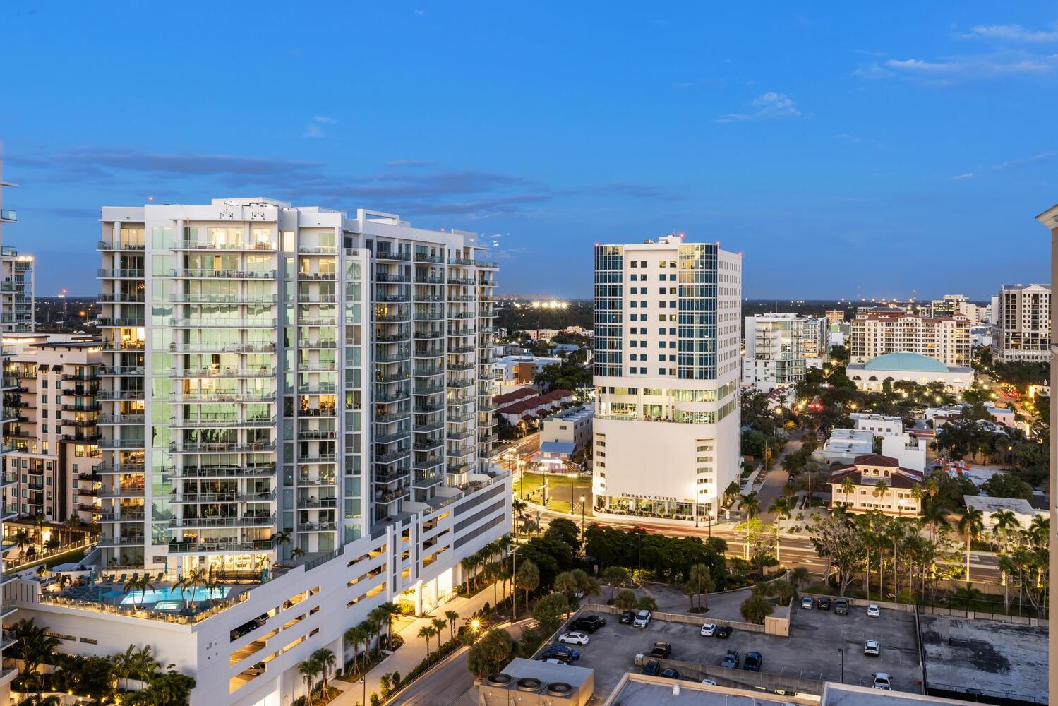 RESIDENCES AT THE RITZ CARLTON - Residential