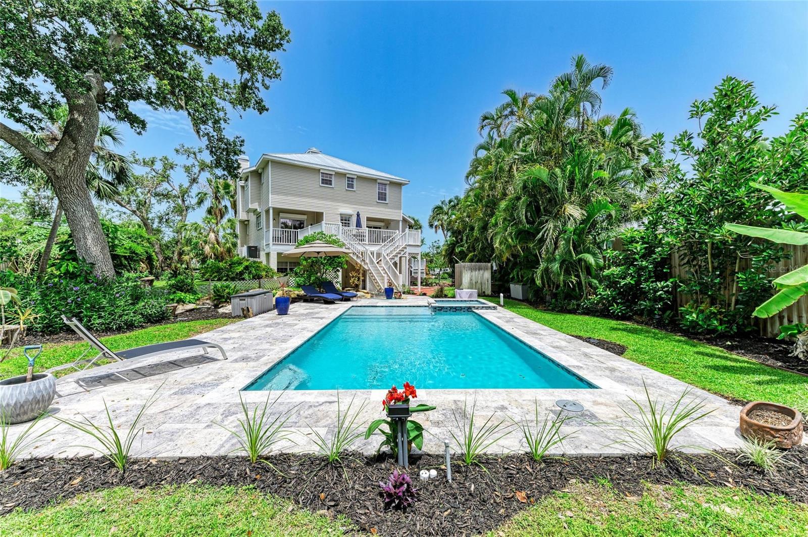 FISHERMENS BAY - Residential
