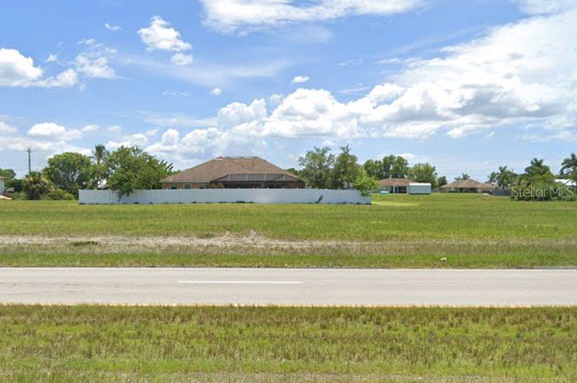 CAPE CORAL - Land