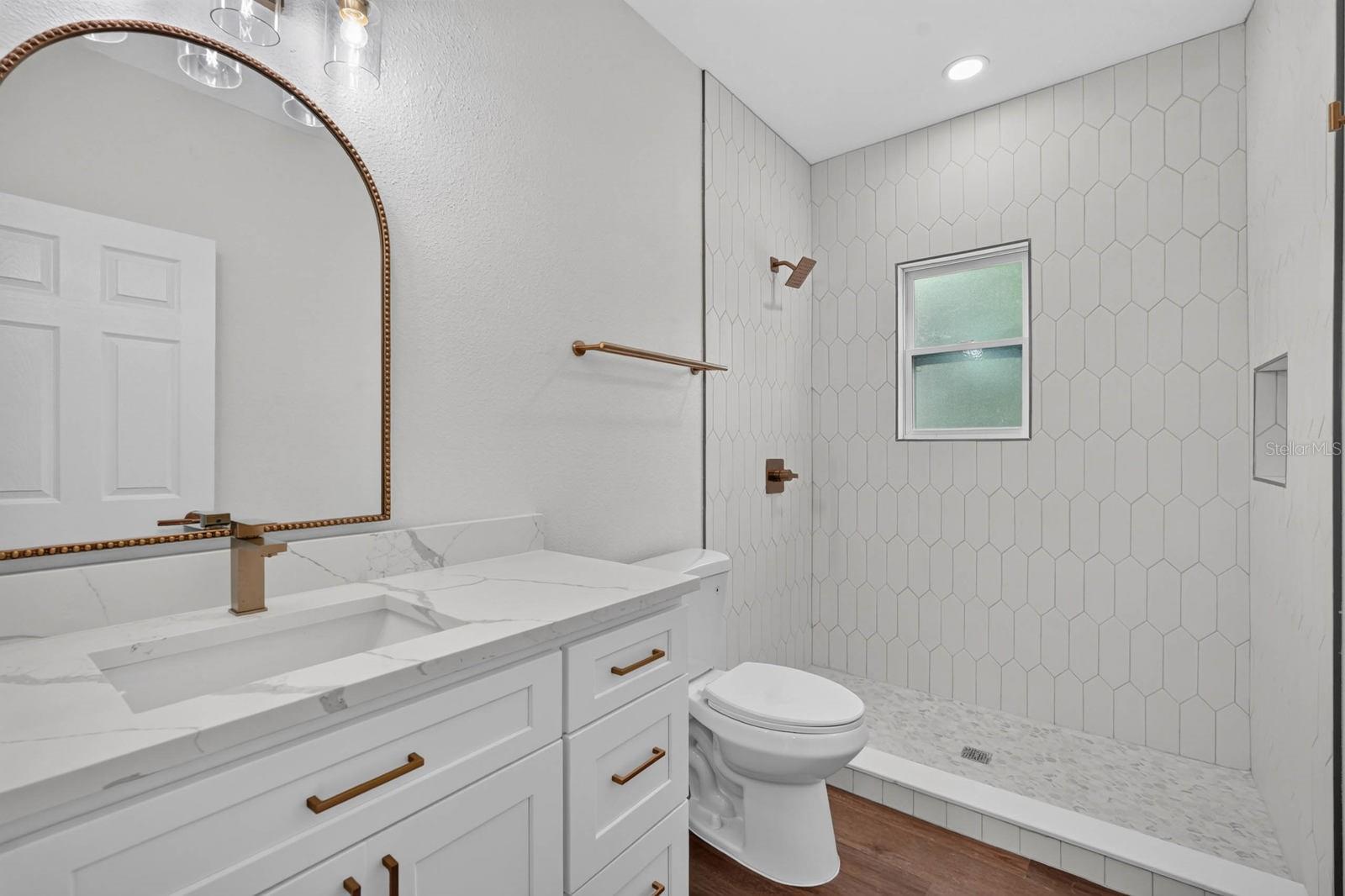 BUENA ESPERANZA SUB - Residential