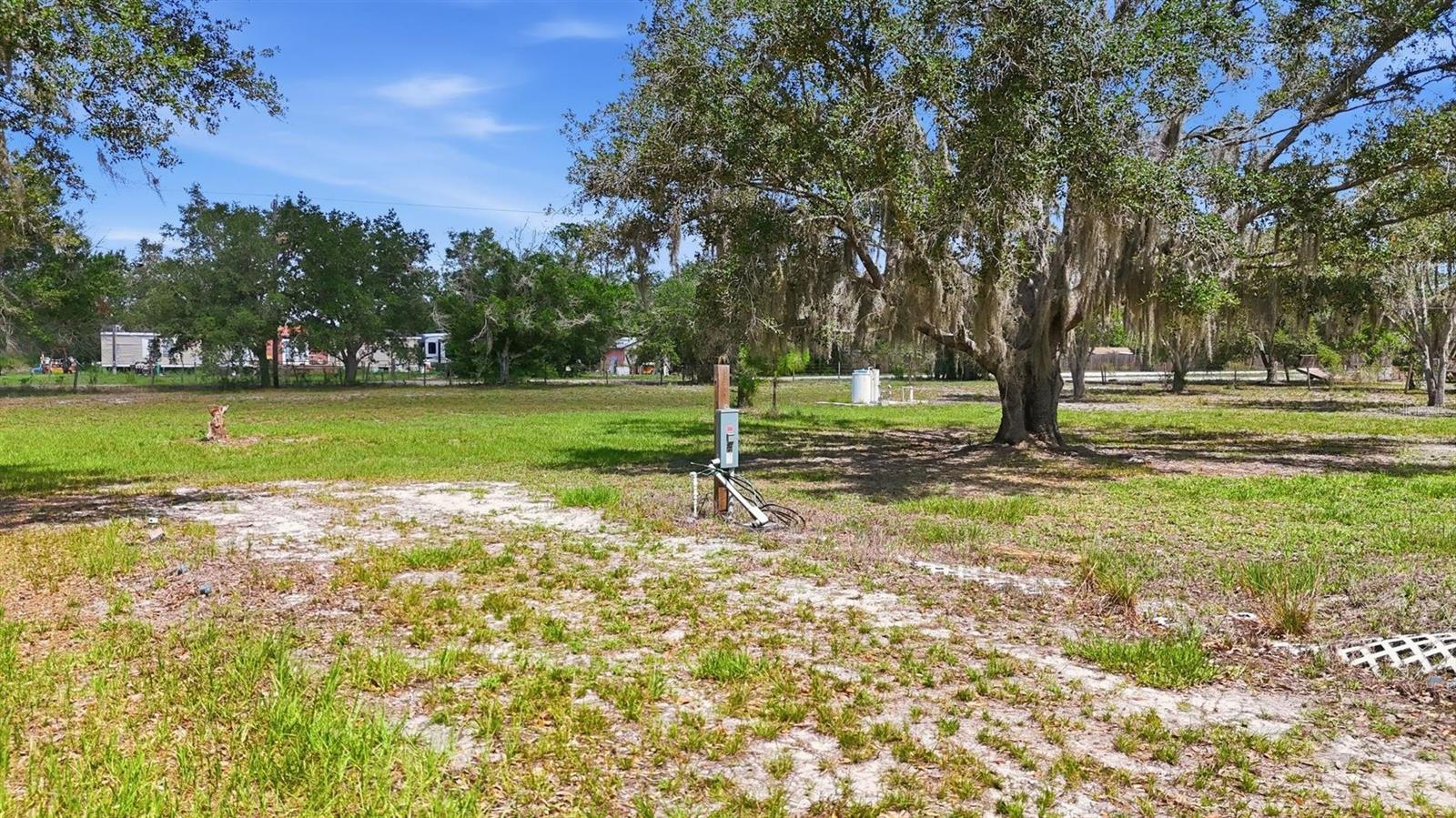 CUL-DE-SAC ESTATES - Land