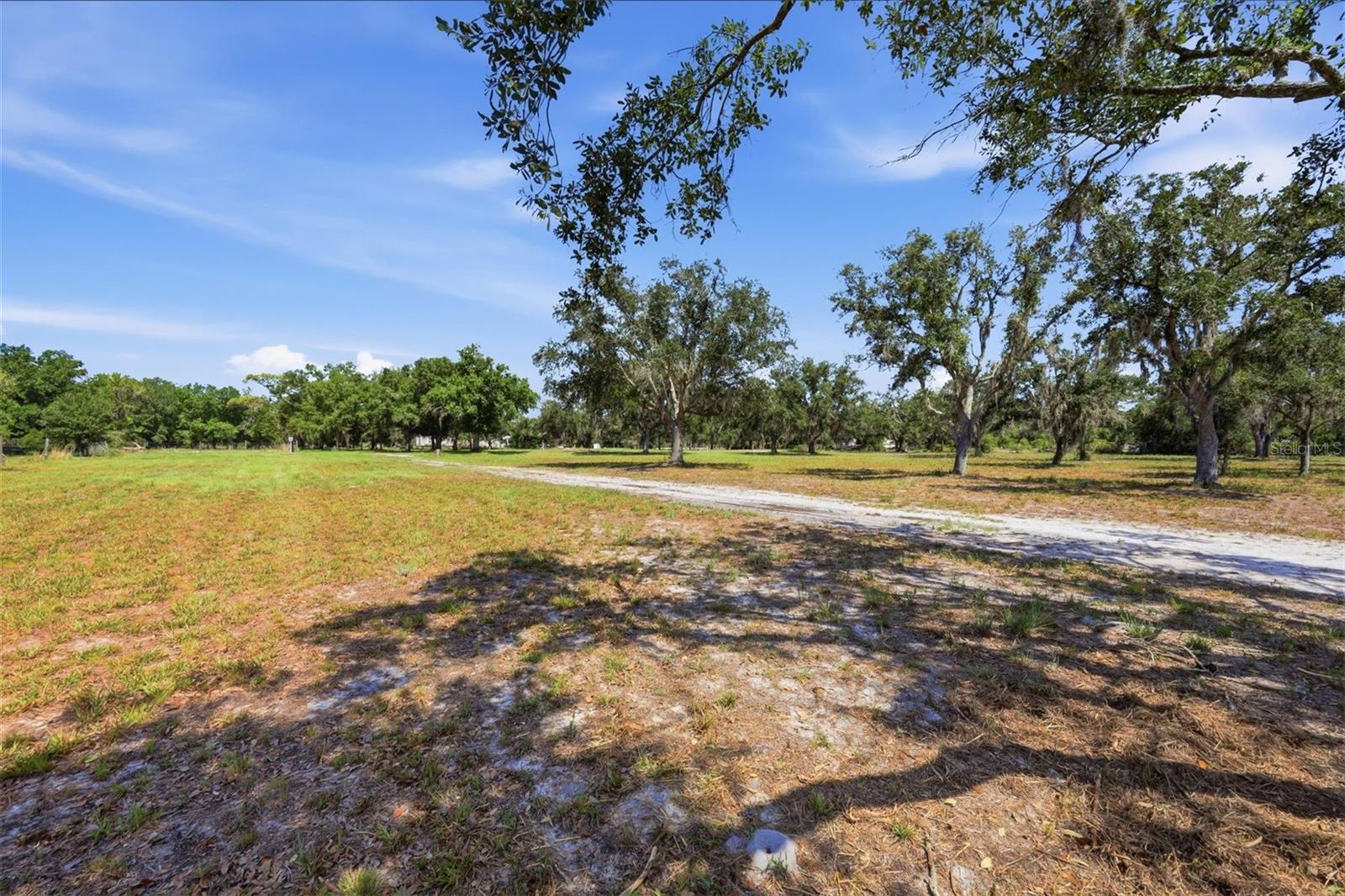 CUL-DE-SAC ESTATES - Land