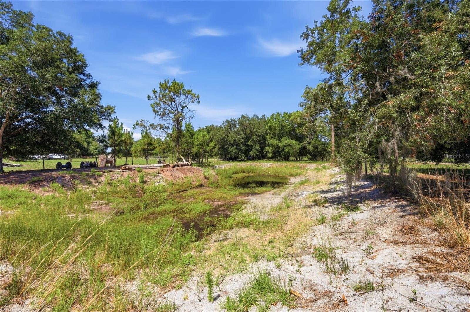 CUL-DE-SAC ESTATES - Land