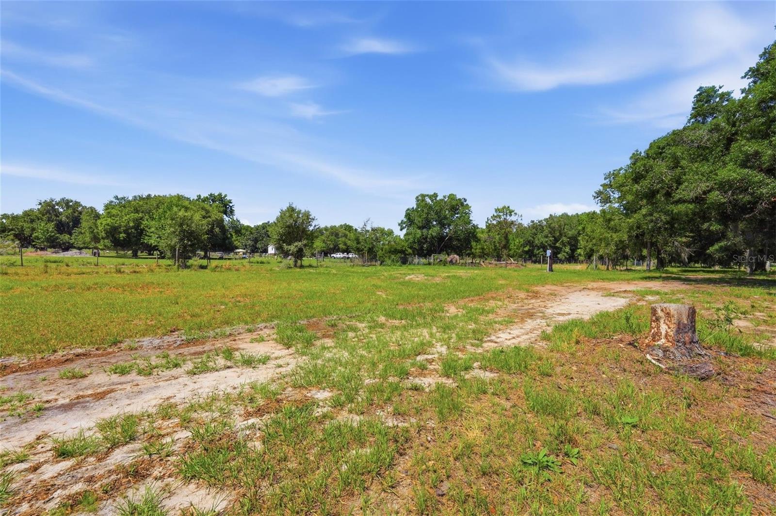 CUL-DE-SAC ESTATES - Land