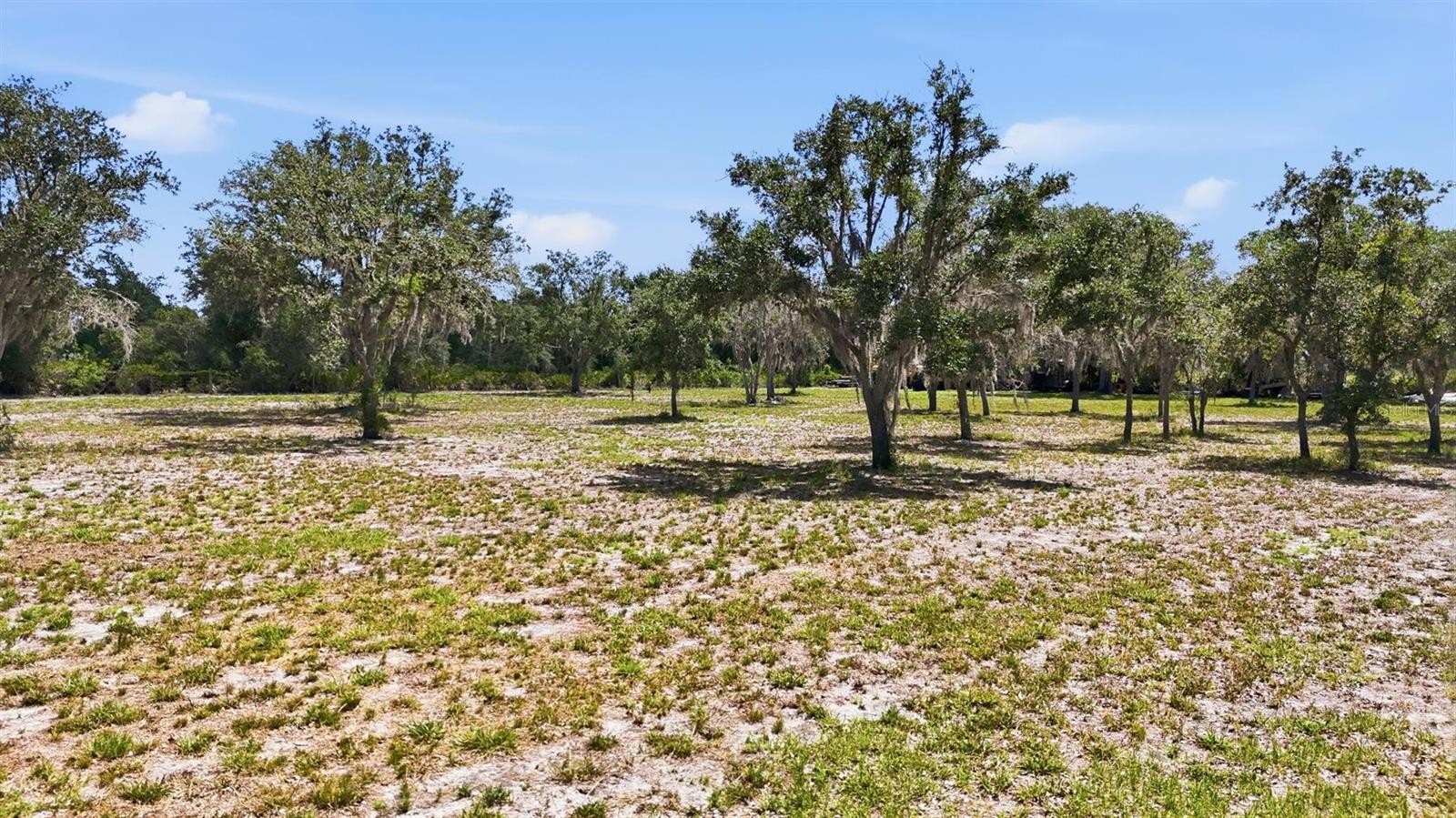 CUL-DE-SAC ESTATES - Land