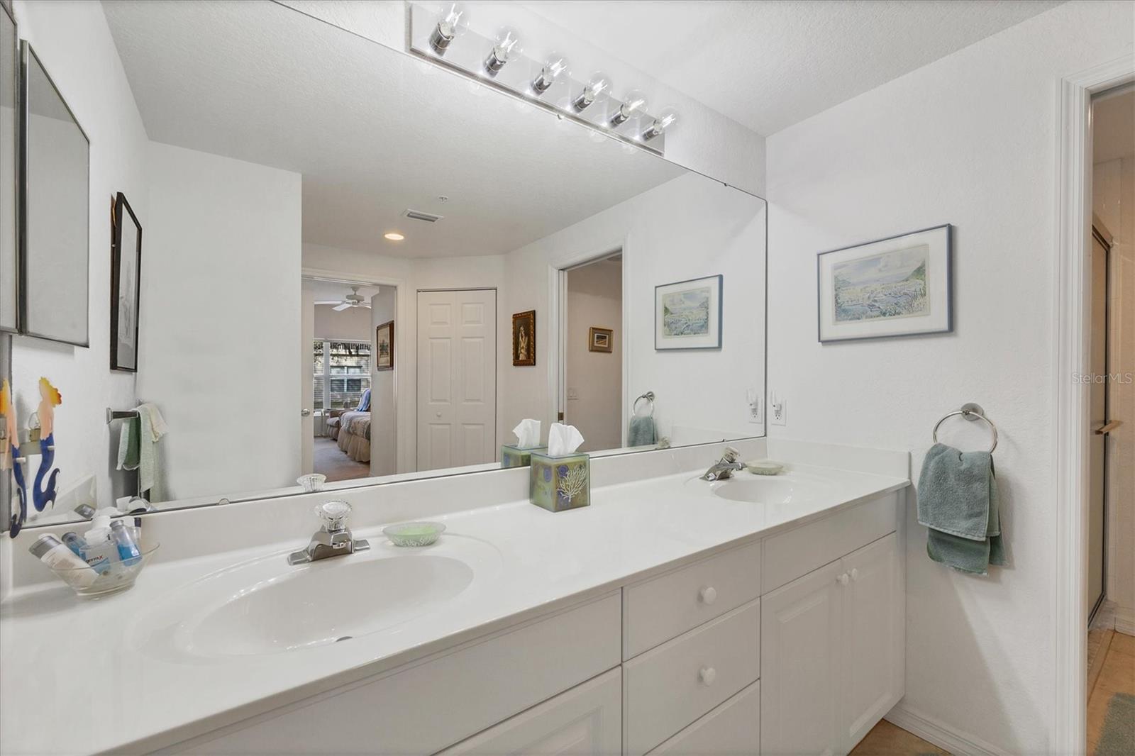 CEDAR HOLLOW AT TARA - Residential