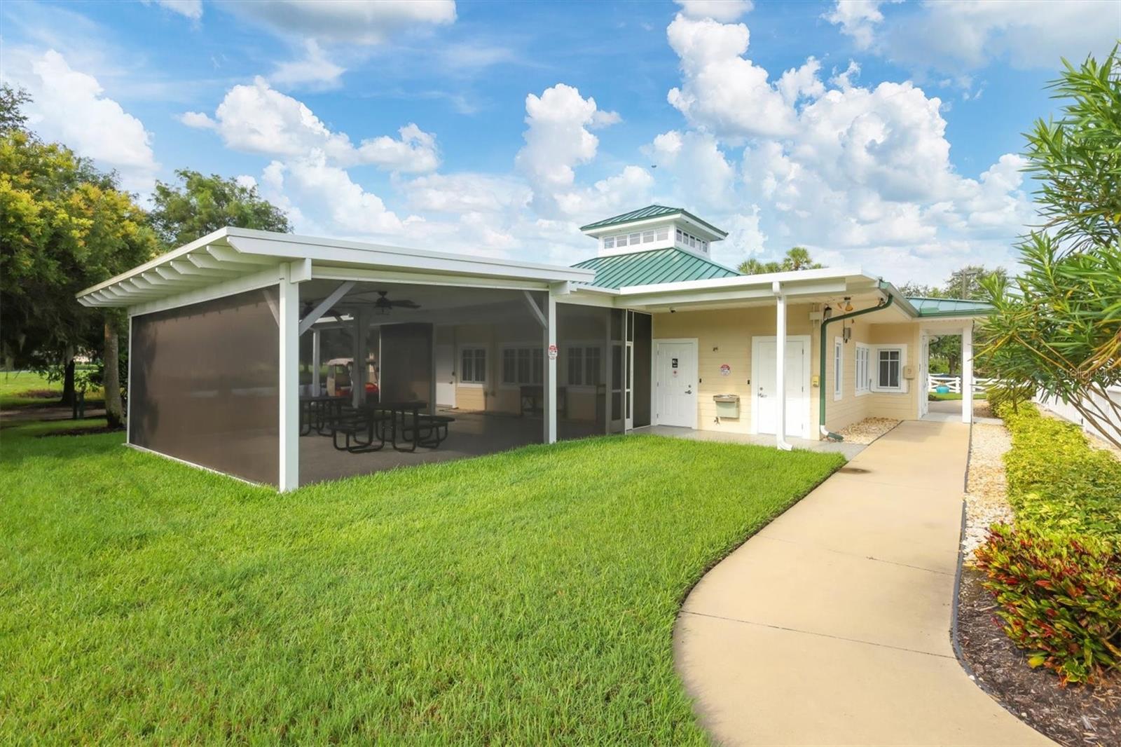CEDAR HOLLOW AT TARA - Residential