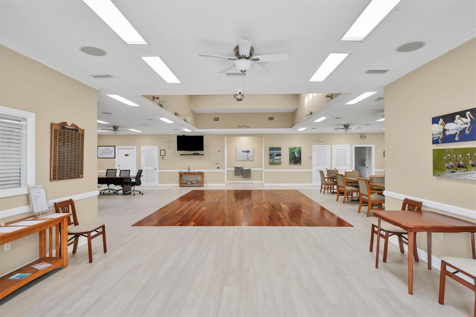 CEDAR HOLLOW AT TARA - Residential