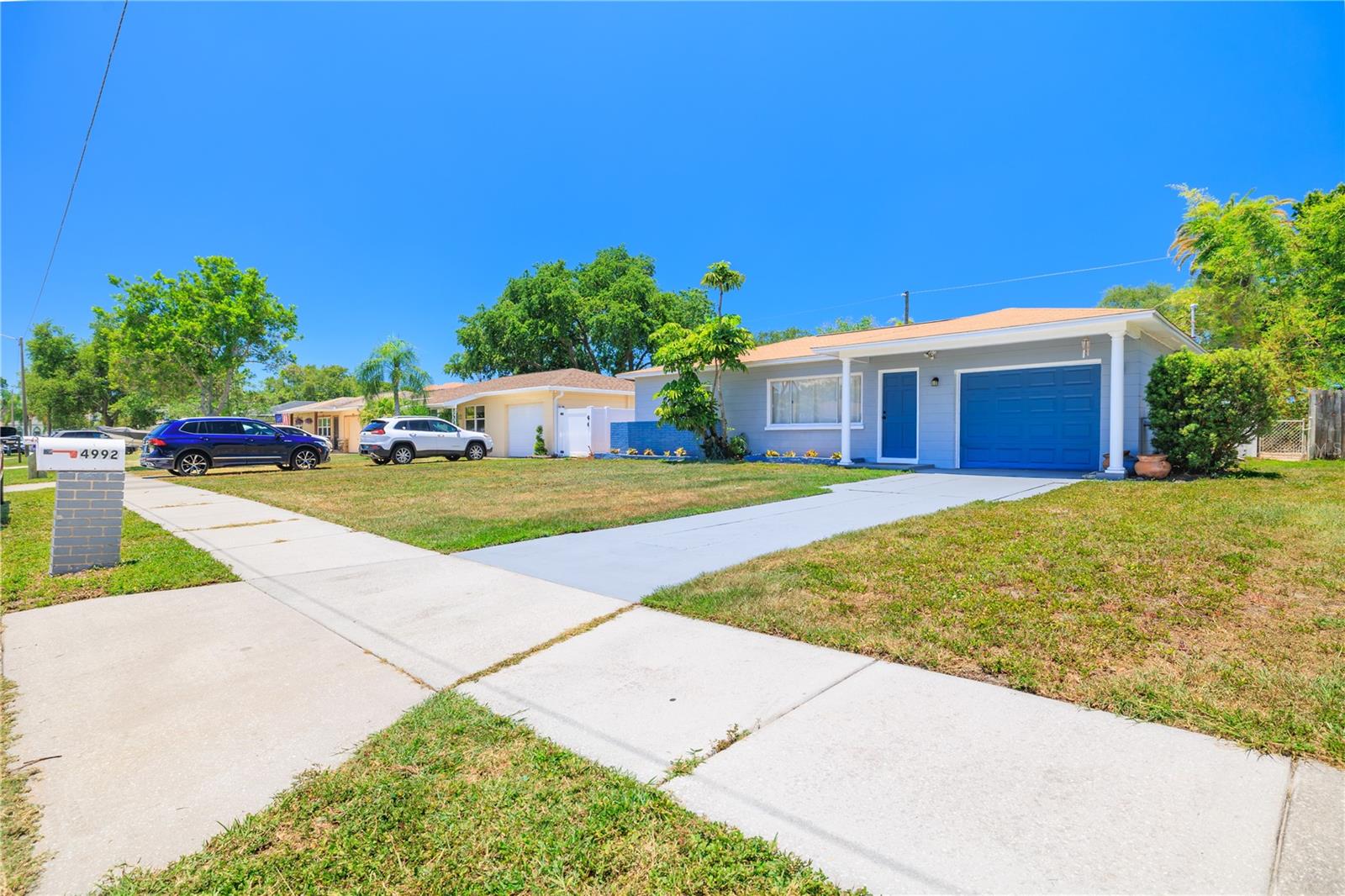 BAY PINES ESTATES - Residential