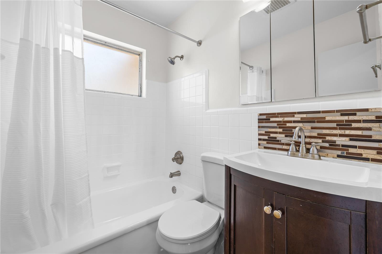 BAY PINES ESTATES - Residential