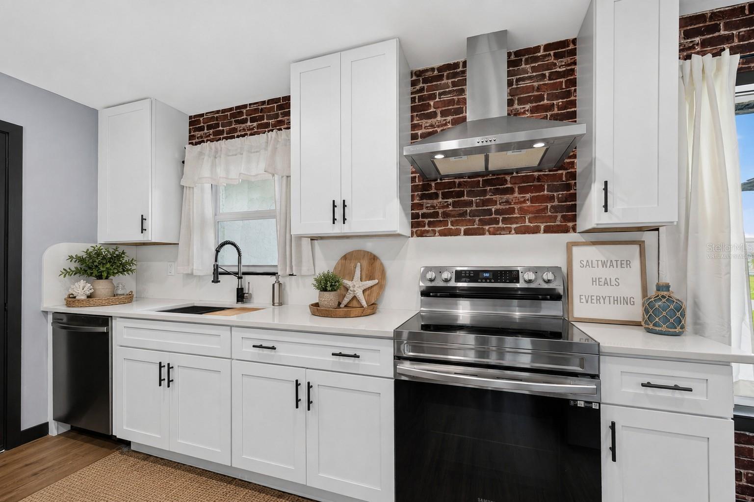 HARB HEIGHTS - Residential