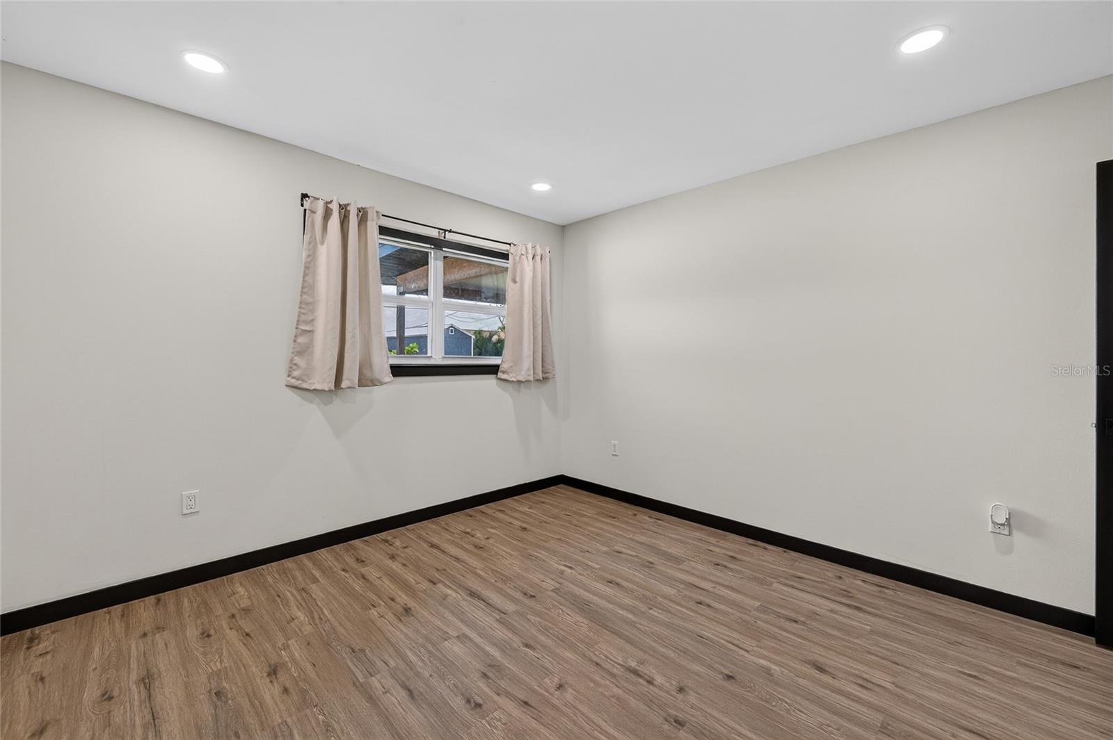 HARB HEIGHTS - Residential