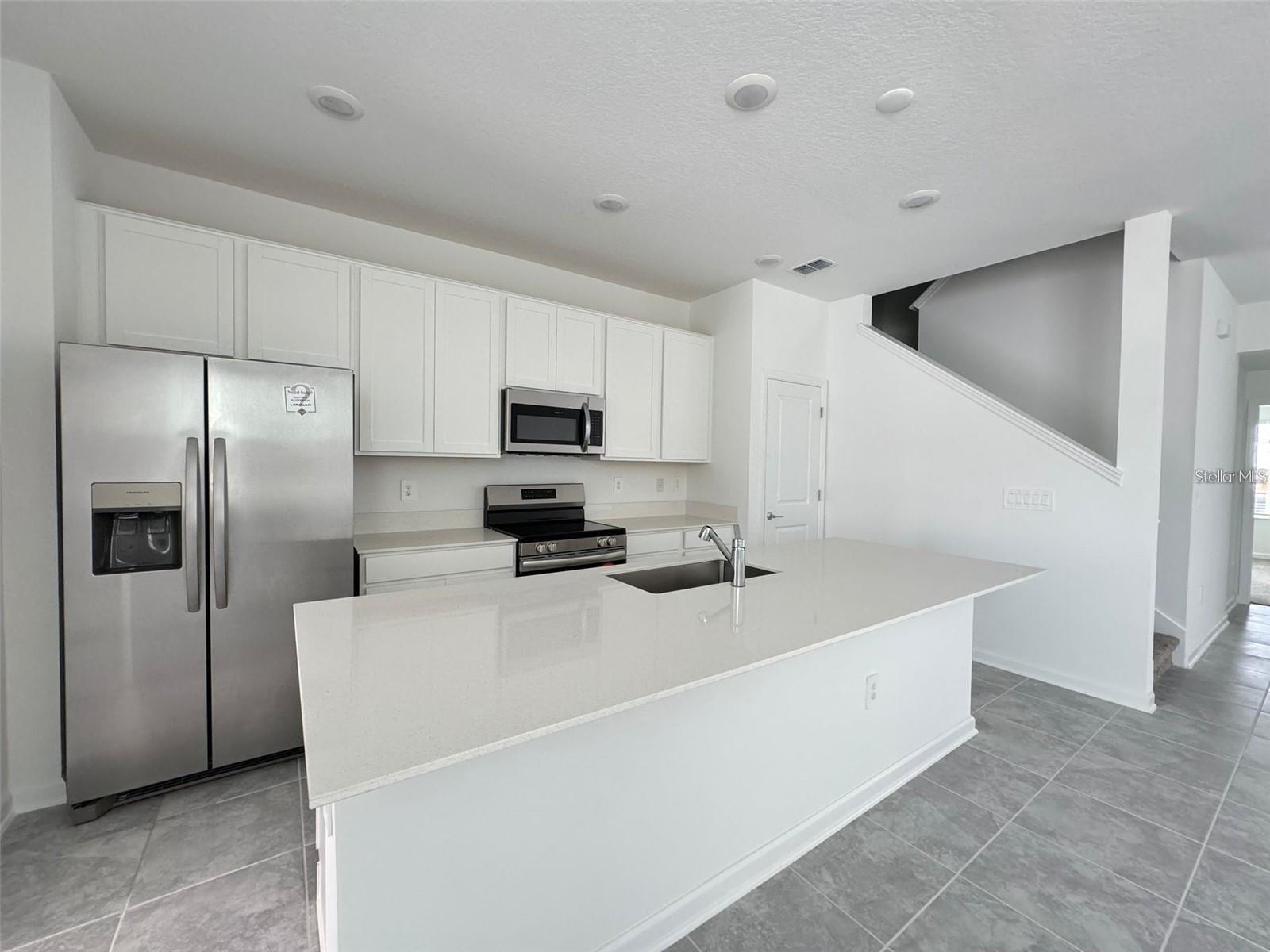 WELLNESS RDG PH 1-A - Residential Lease