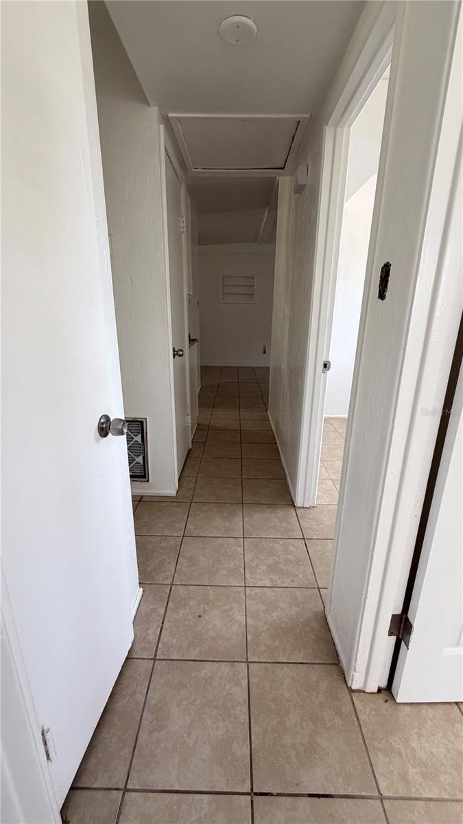 CRESTRIDGE 3RD ADD - Residential Lease