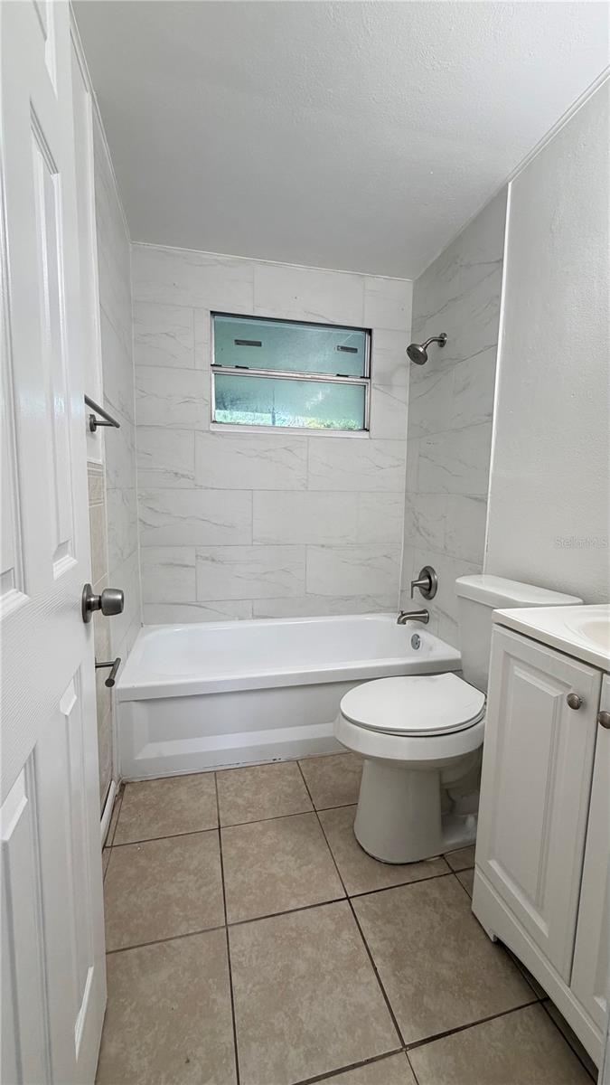 CRESTRIDGE 3RD ADD - Residential Lease
