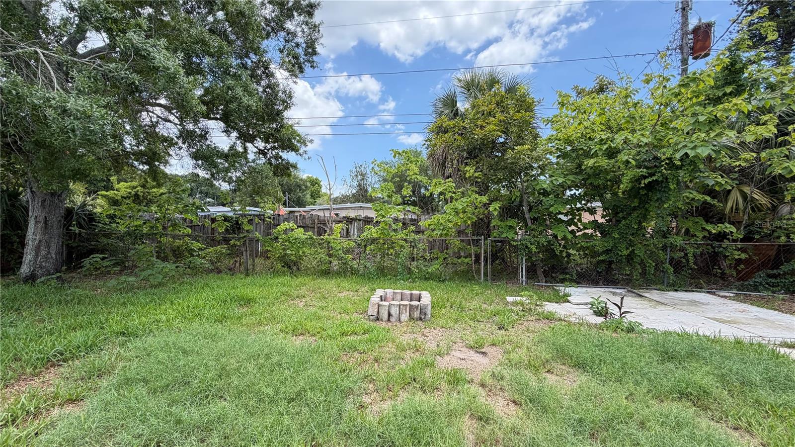 CRESTRIDGE 3RD ADD - Residential Lease