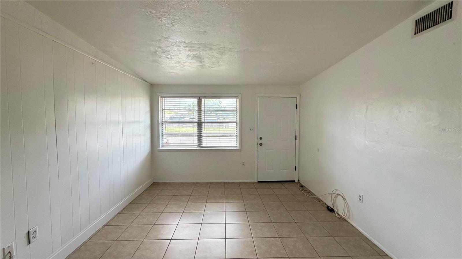 CRESTRIDGE 3RD ADD - Residential Lease