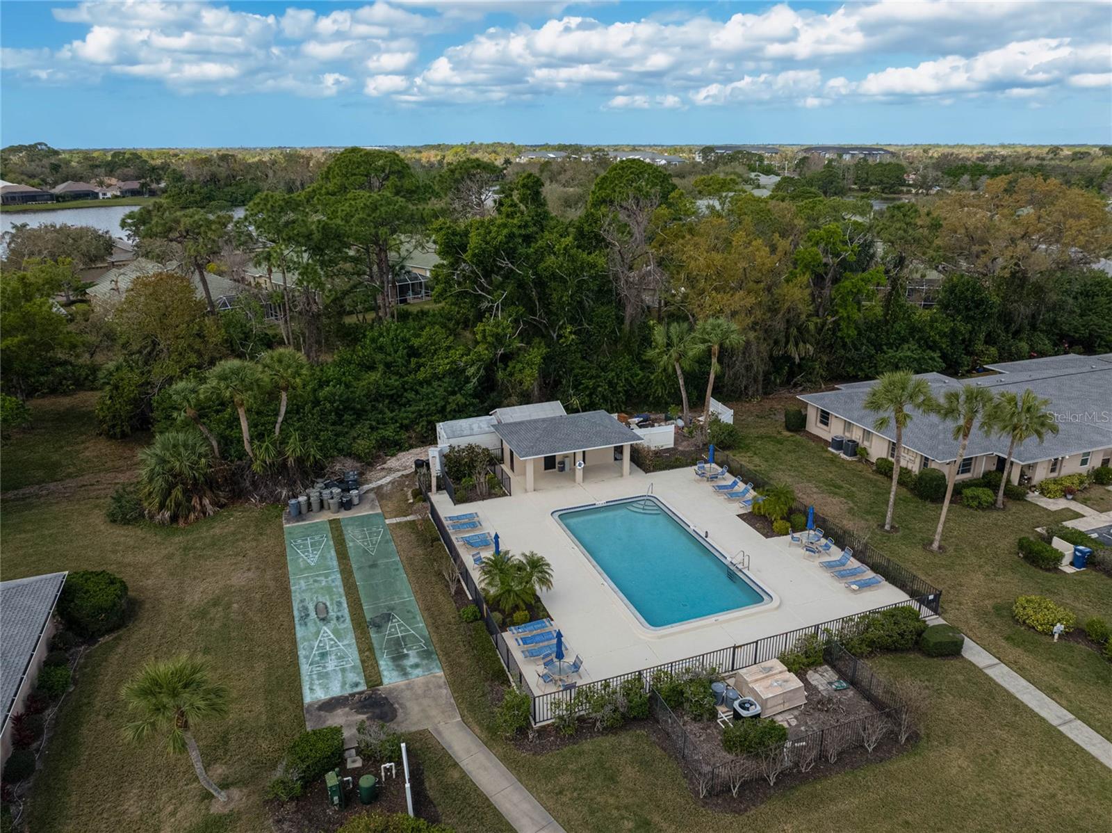 PALM-AIRE AT DESOTO LAKES COUNTRY CLUB - Residential