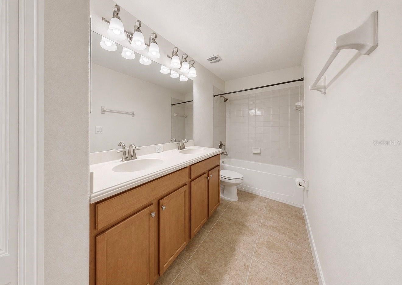 SPYGLASS AT RIVER BEND - Residential