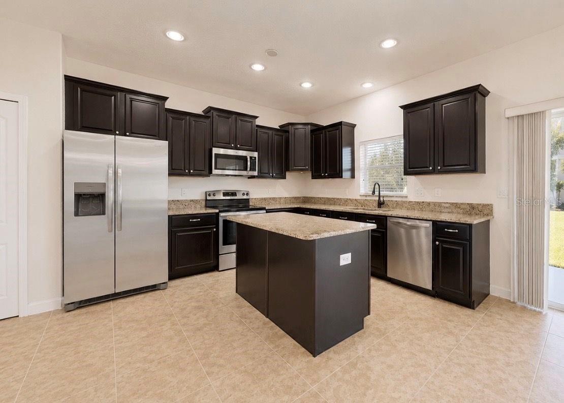SPYGLASS AT RIVER BEND - Residential