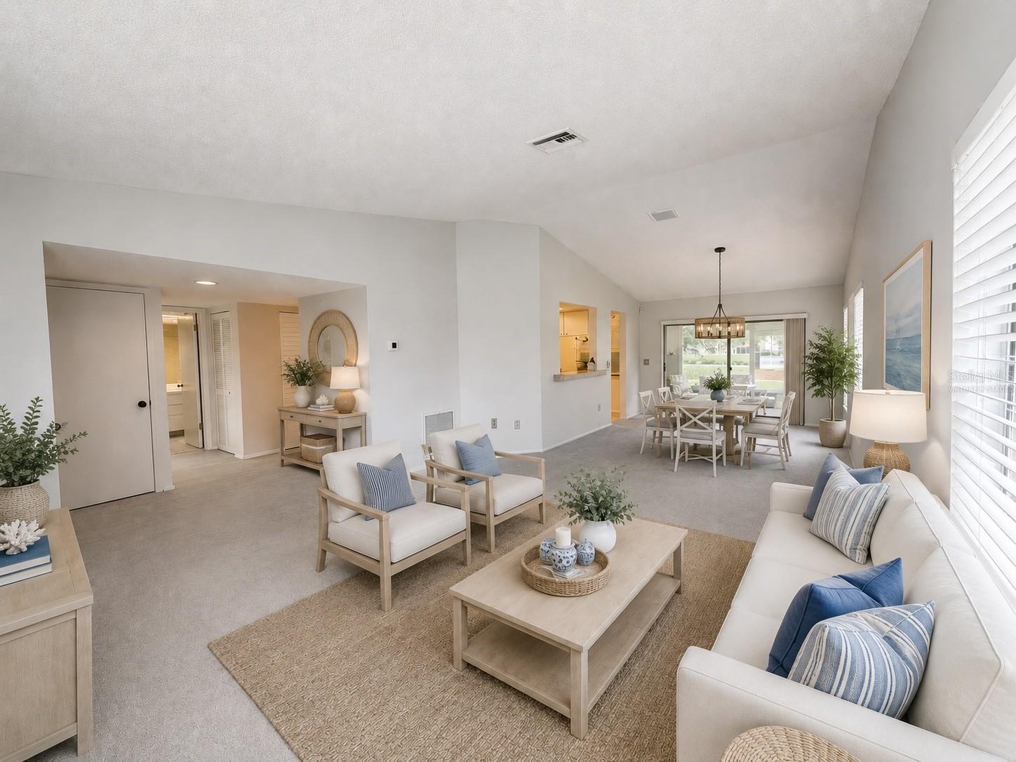 HOLIDAY LAKE VILLAS CONDO - Residential