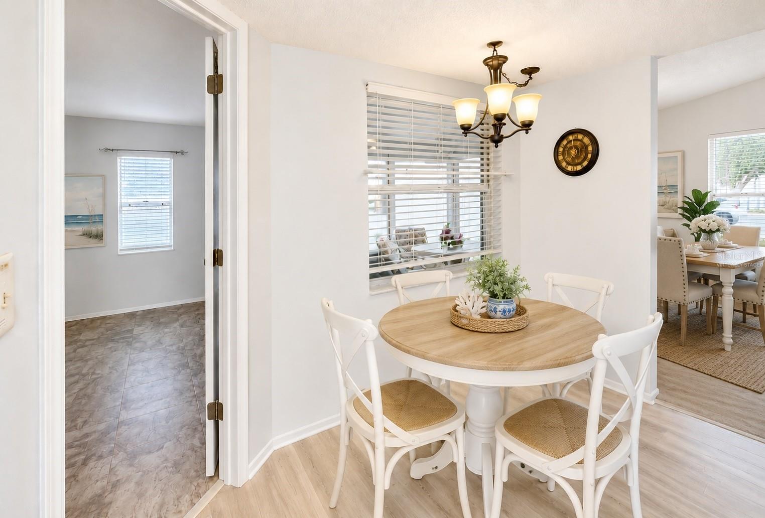 HOLIDAY LAKE VILLAS CONDO - Residential