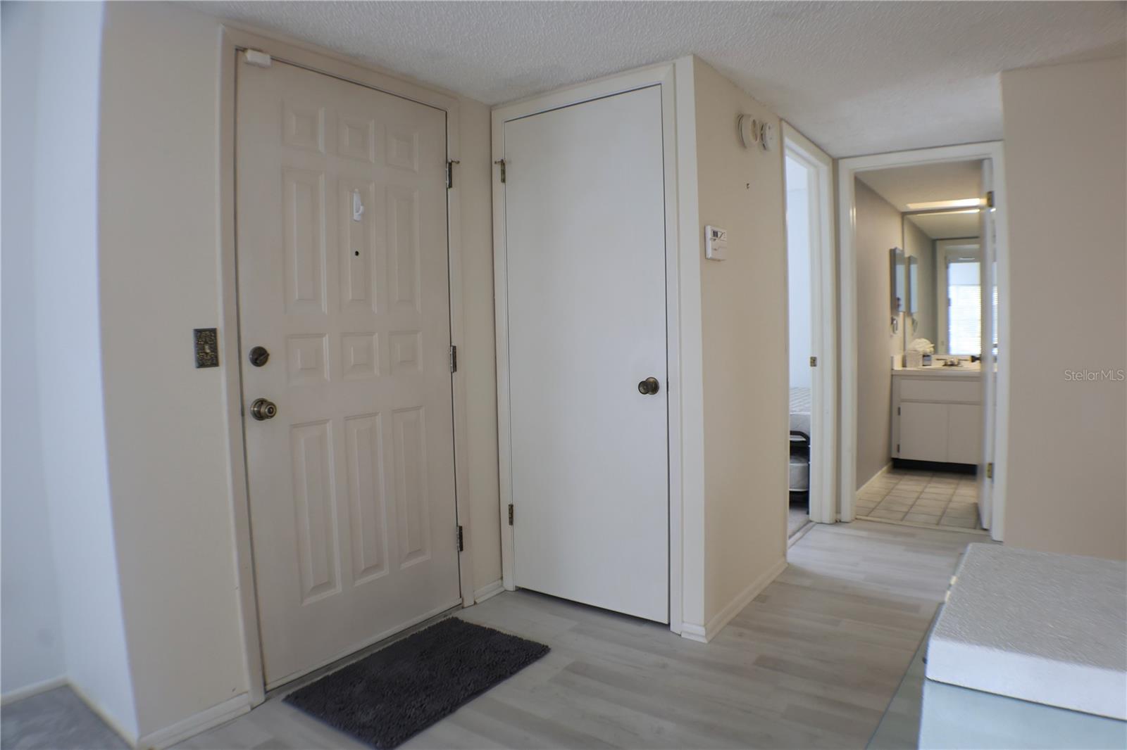 HOLIDAY LAKE VILLAS CONDO - Residential