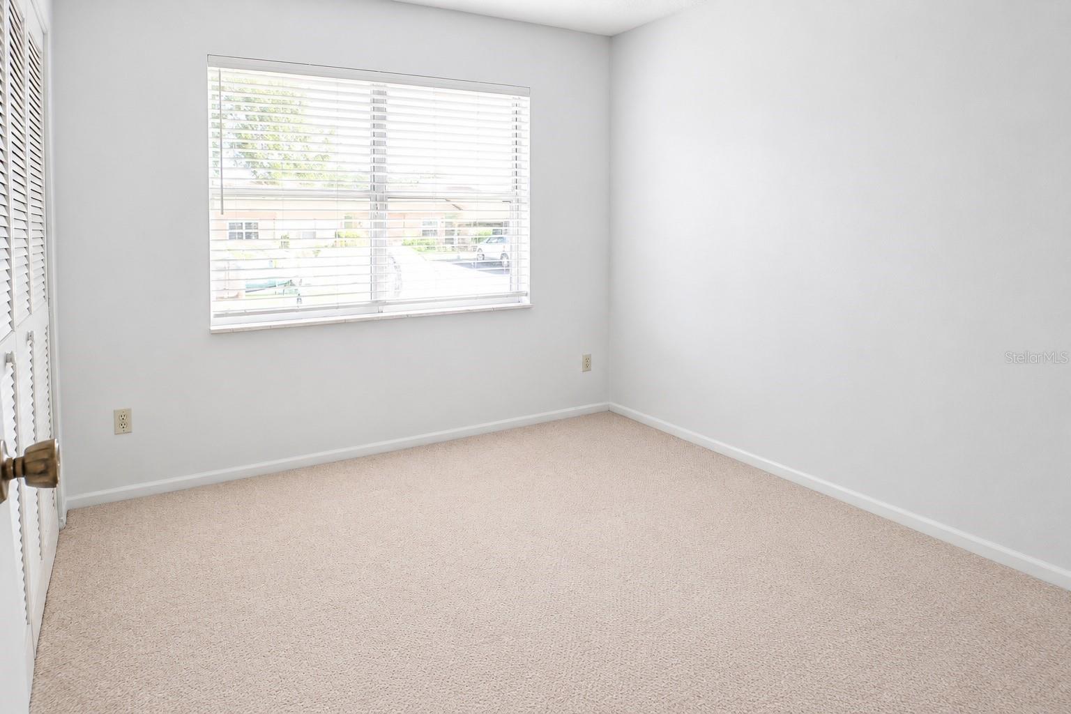 HOLIDAY LAKE VILLAS CONDO - Residential