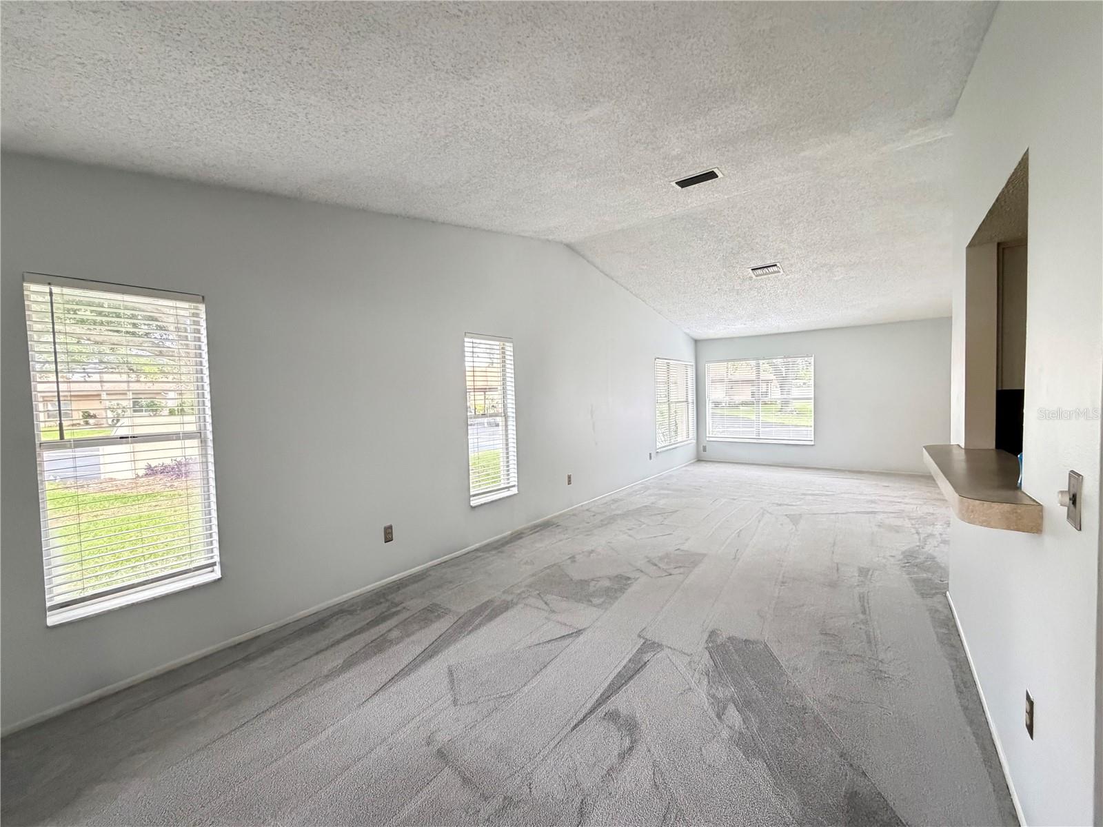 HOLIDAY LAKE VILLAS CONDO - Residential