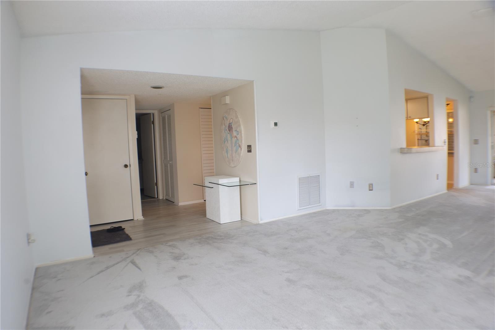 HOLIDAY LAKE VILLAS CONDO - Residential