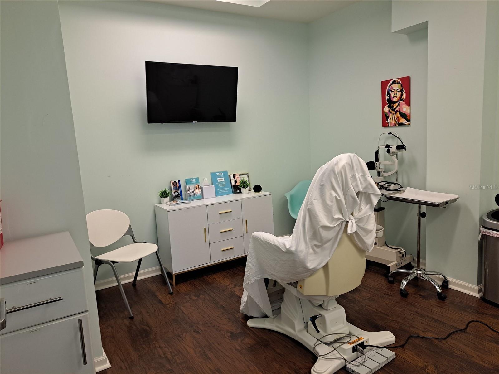 WINTER PARK COMM - Commercial Lease