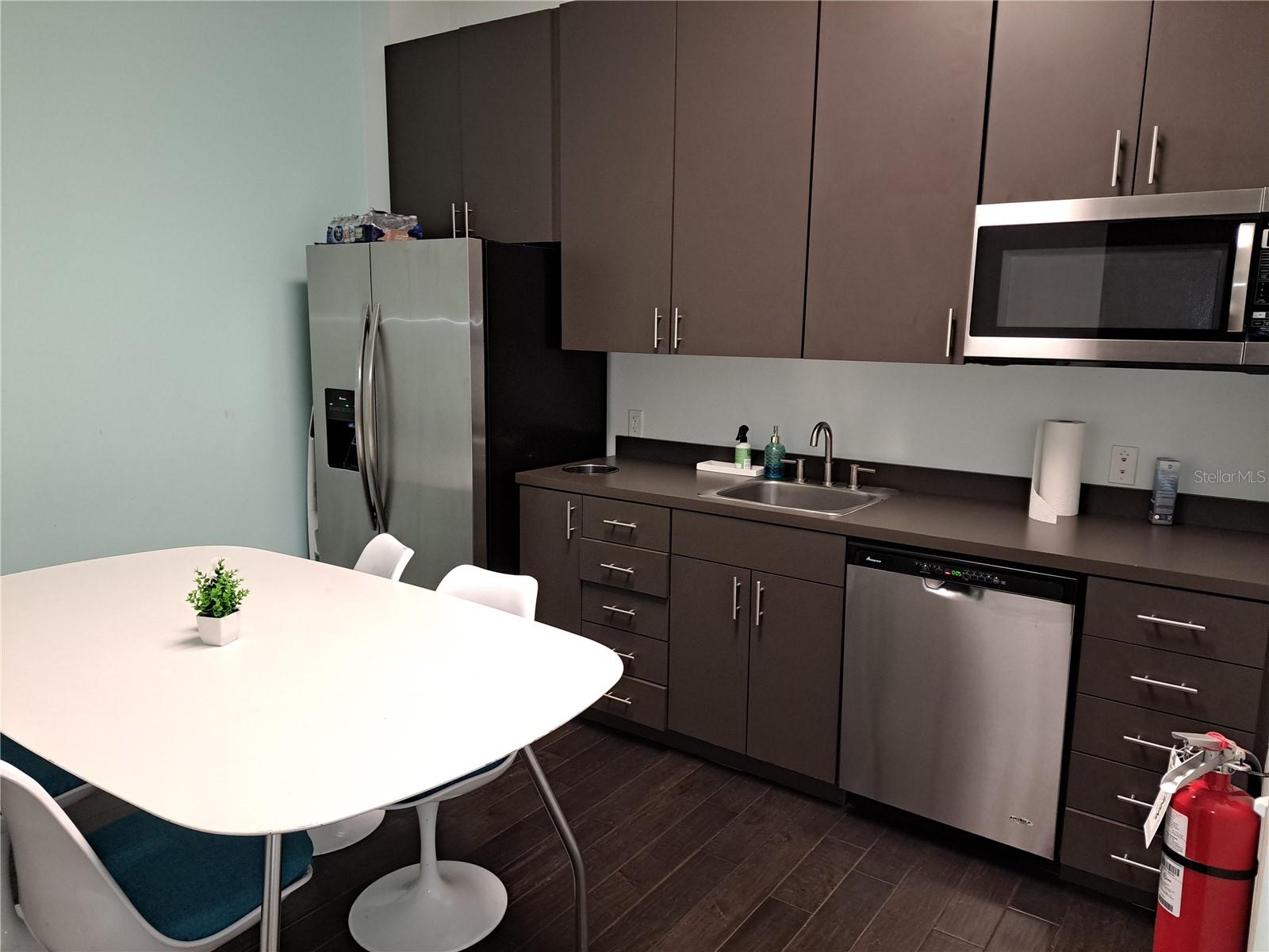 WINTER PARK COMM - Commercial Lease