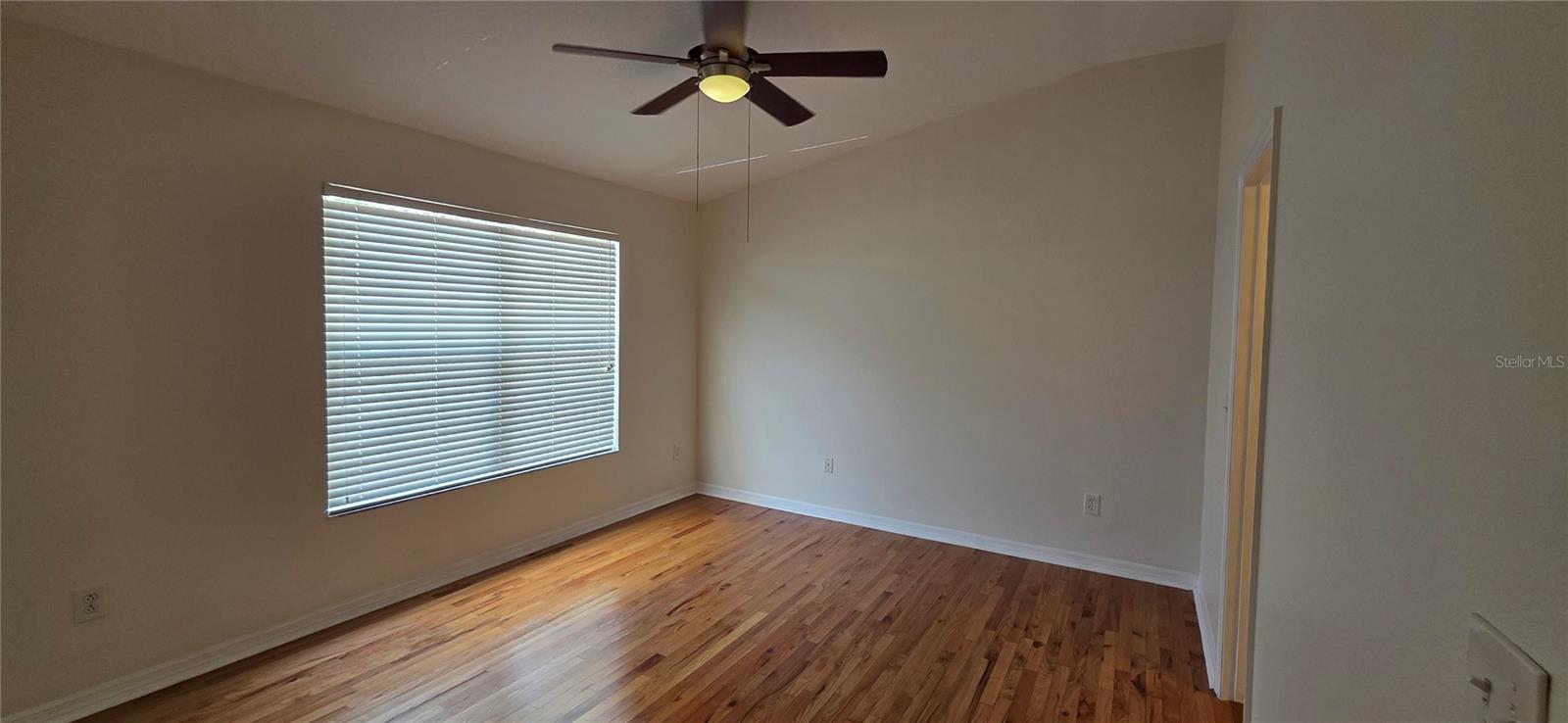HIGHLAND GLEN - Residential Lease