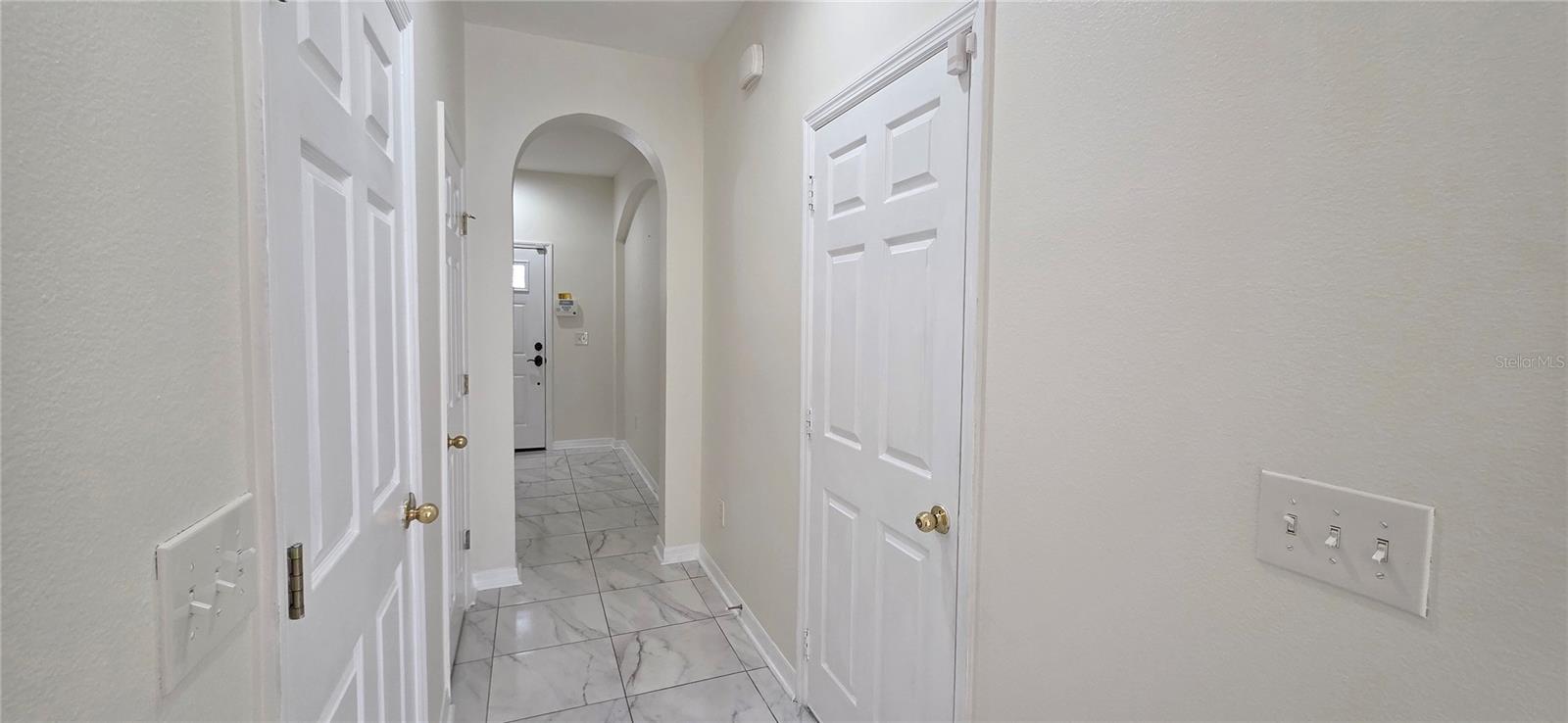 HIGHLAND GLEN - Residential Lease