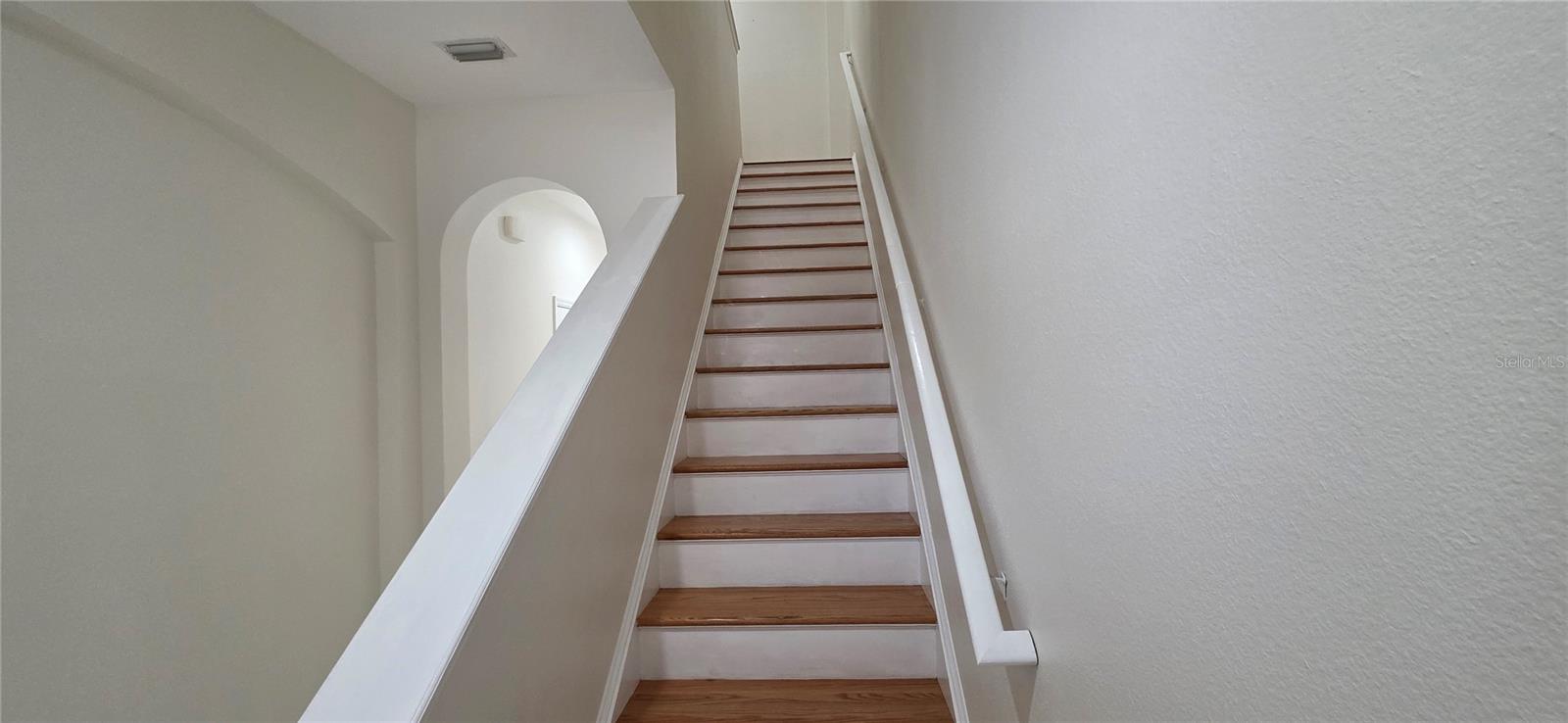 HIGHLAND GLEN - Residential Lease