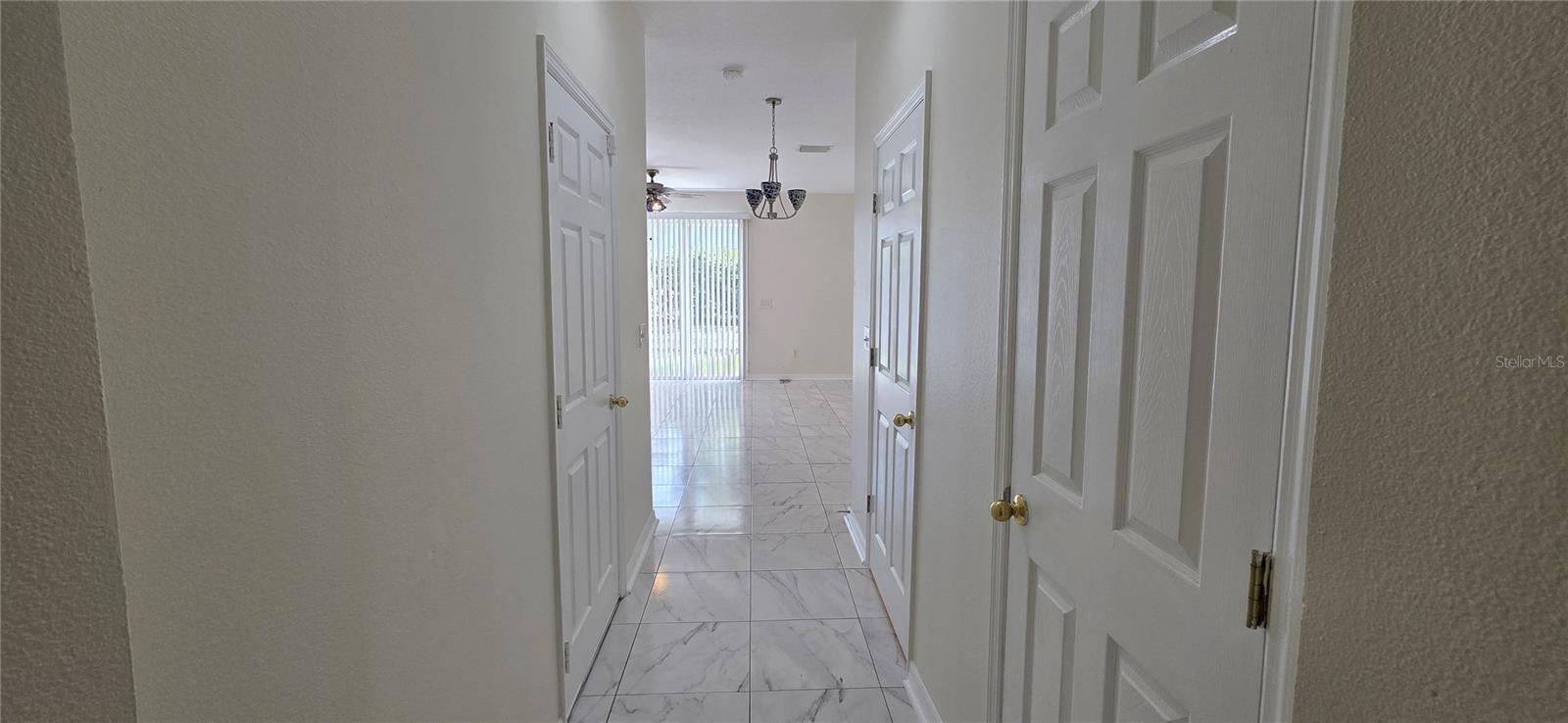 HIGHLAND GLEN - Residential Lease