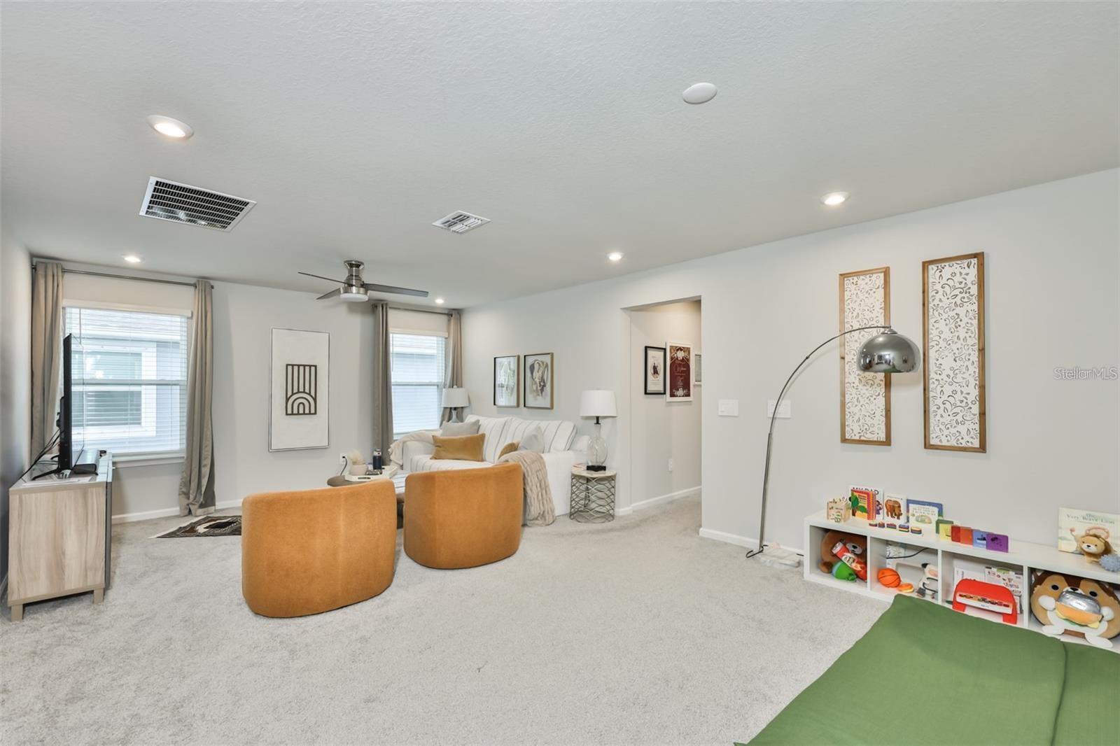 BLOOMINGDALE TOWNES - Residential Lease