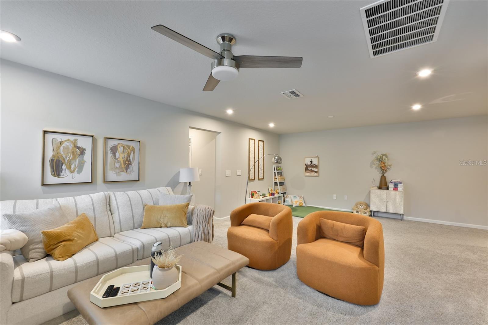 BLOOMINGDALE TOWNES - Residential Lease