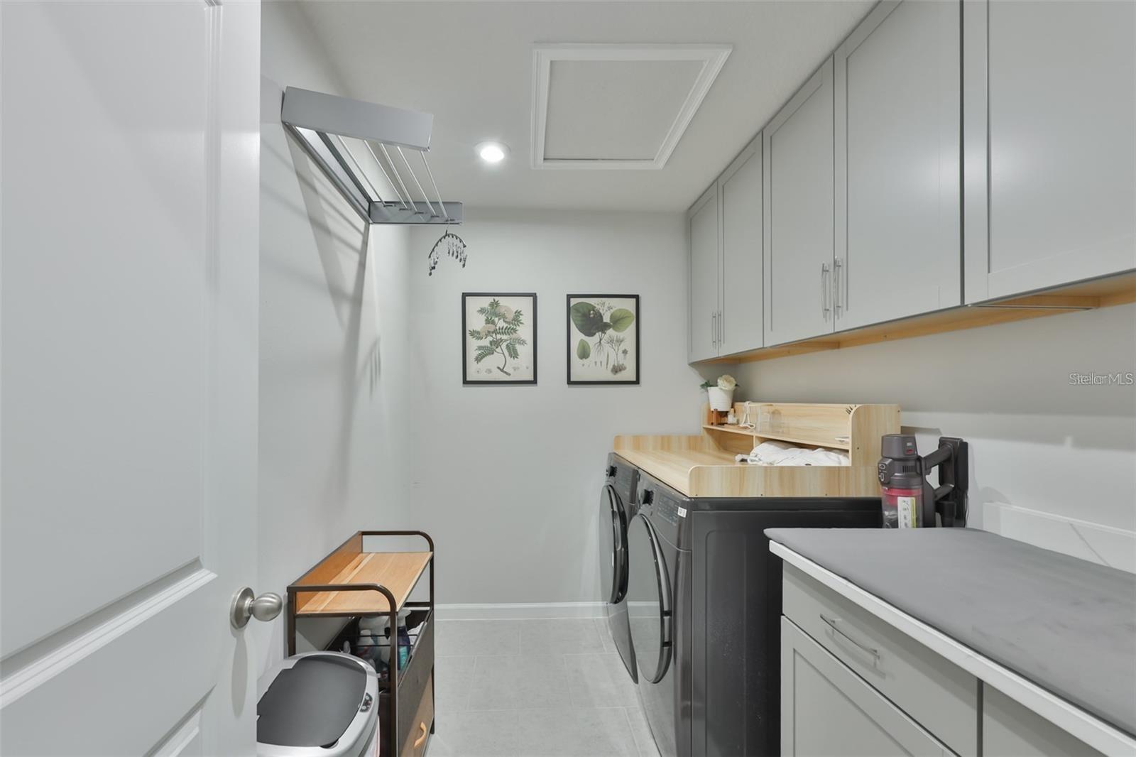 BLOOMINGDALE TOWNES - Residential Lease