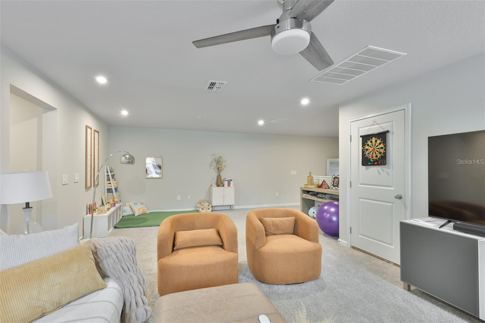 BLOOMINGDALE TOWNES - Residential Lease