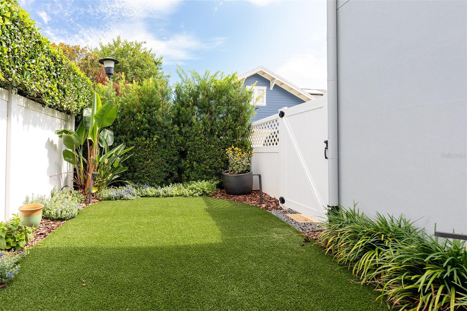 BALDWIN PARK - Residential