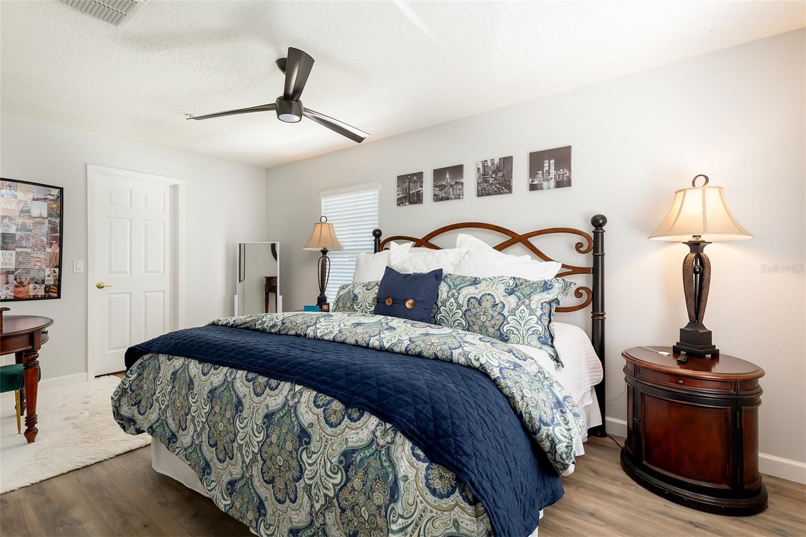 BALDWIN PARK - Residential