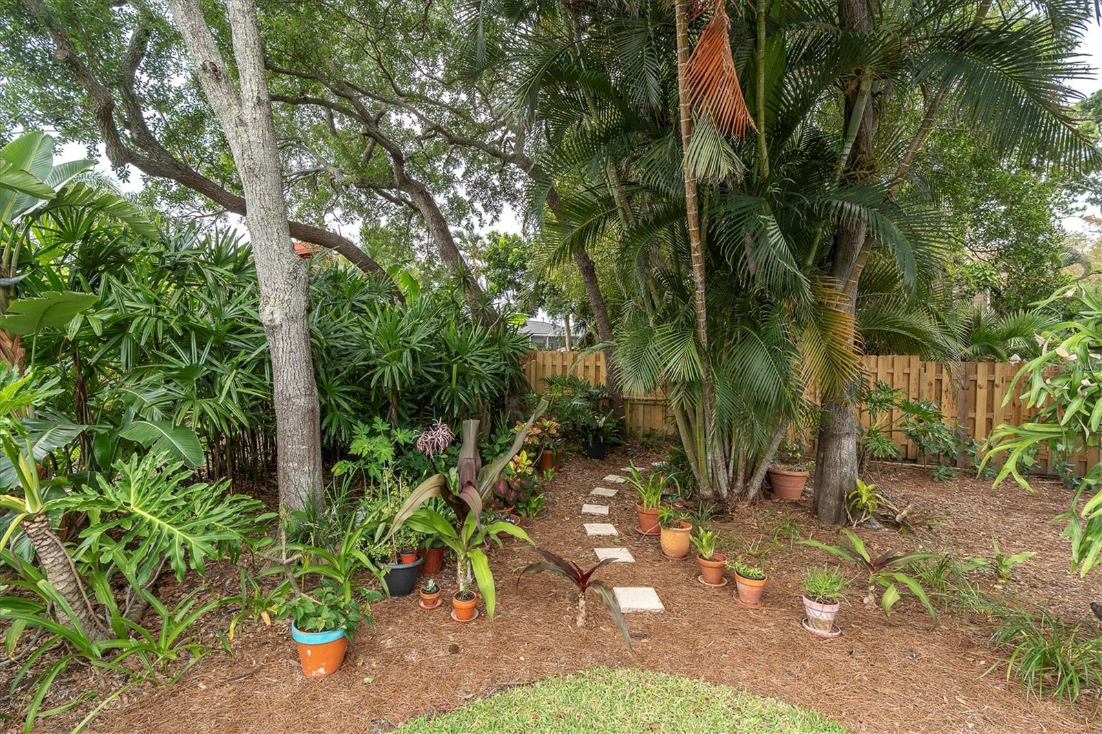 SEMINOLE ESTATES SEC A - Residential