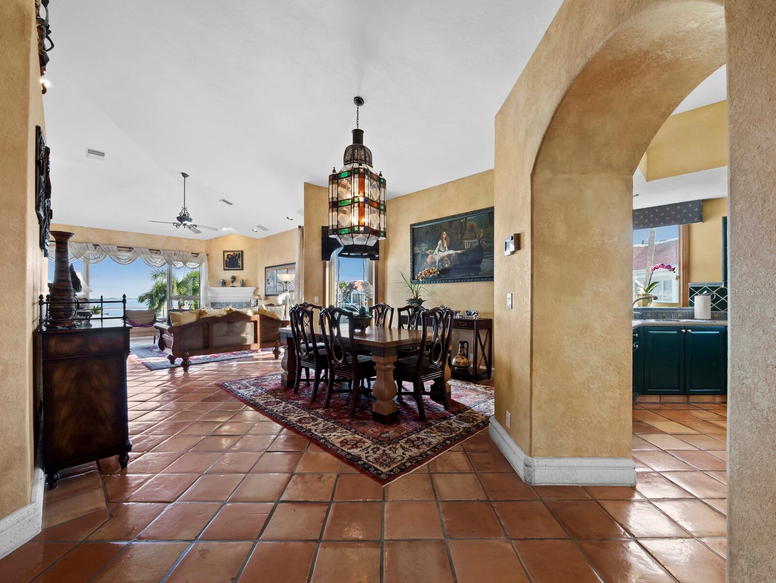 TANGERINE BAY CLUB - Residential